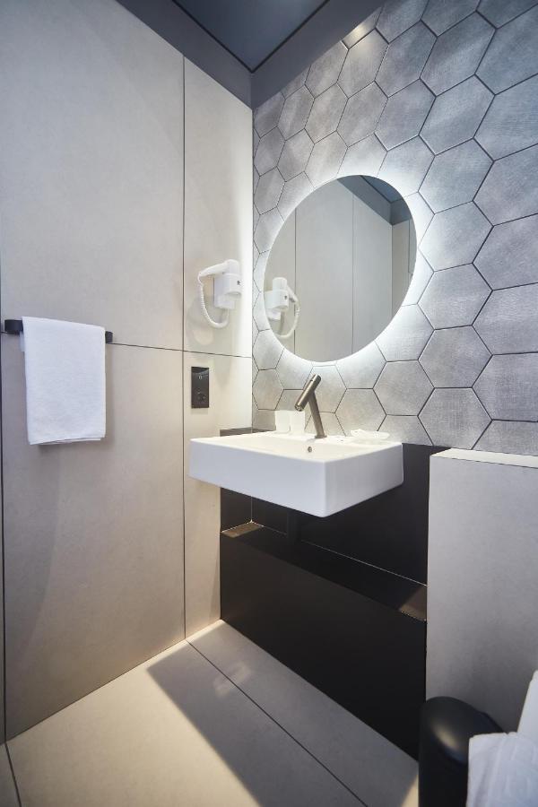 Ultramarinn Hotel Odessa Exteriör bild