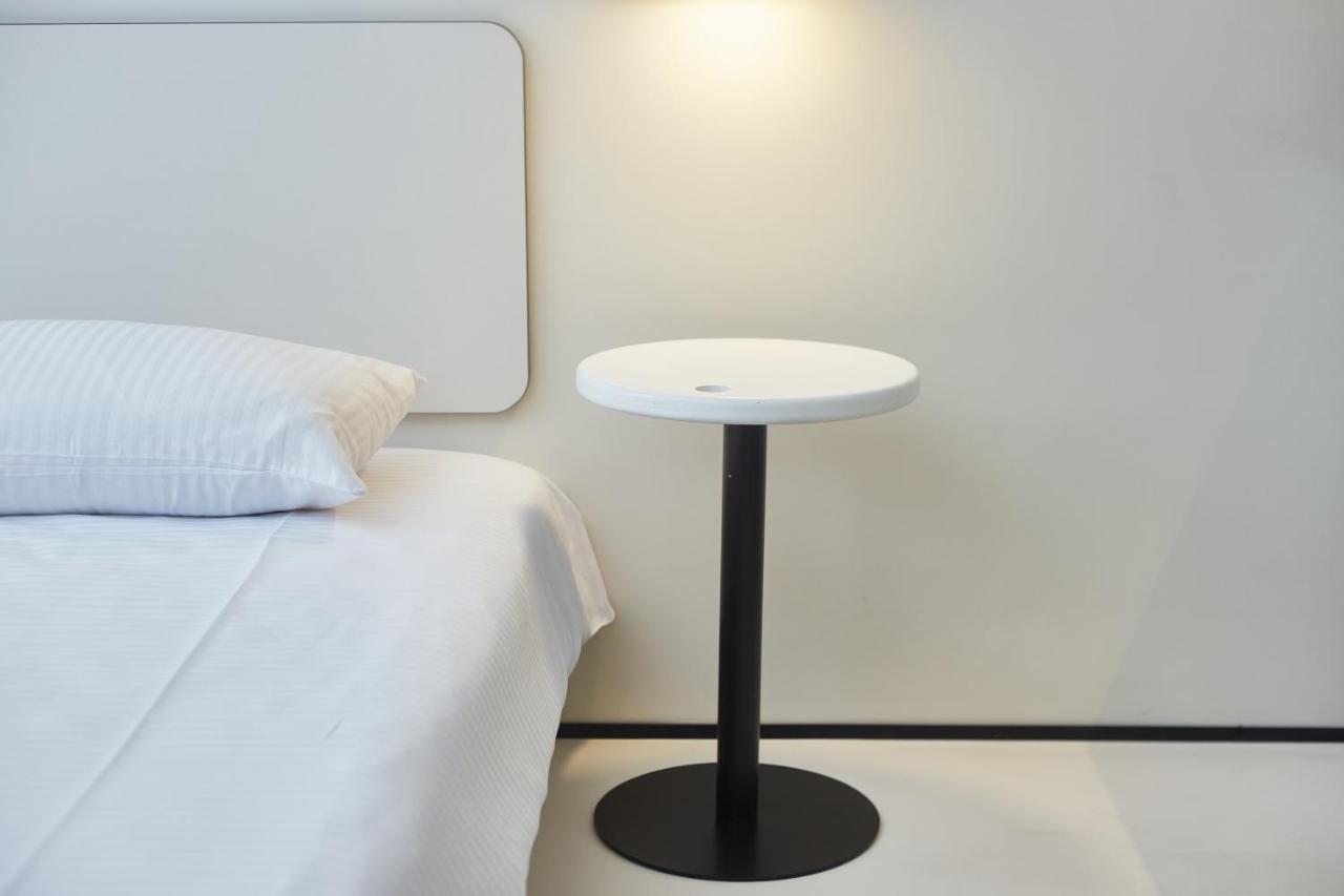 Ultramarinn Hotel Odessa Exteriör bild