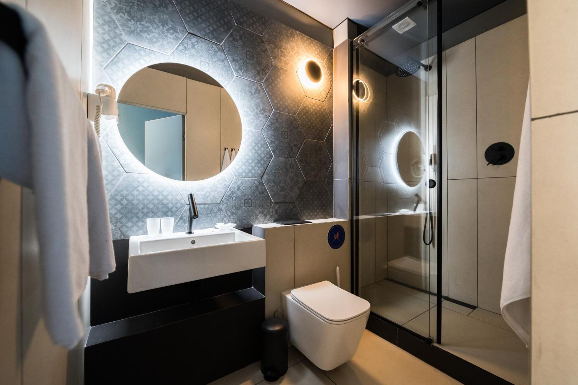 Ultramarinn Hotel Odessa Exteriör bild