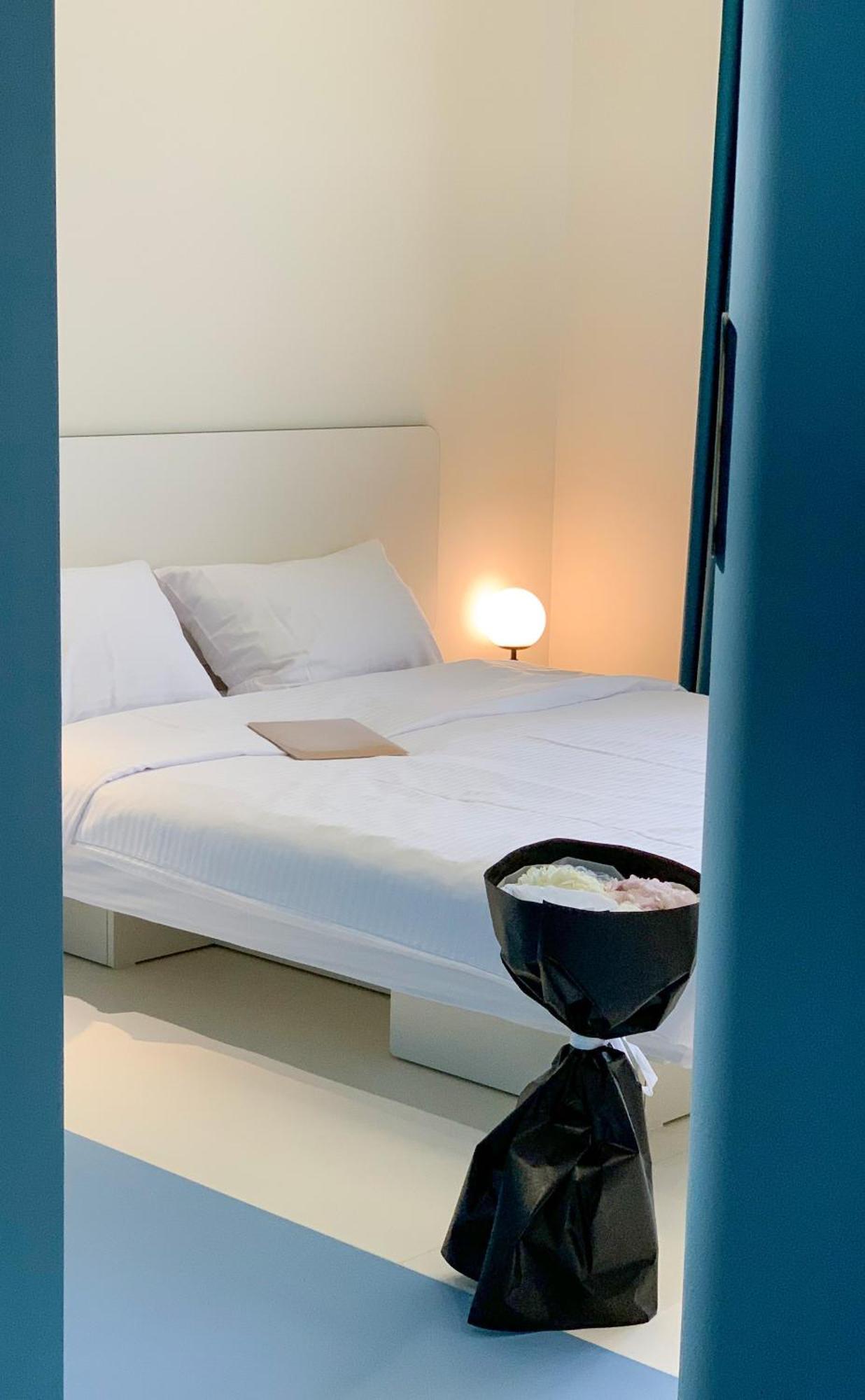 Ultramarinn Hotel Odessa Exteriör bild